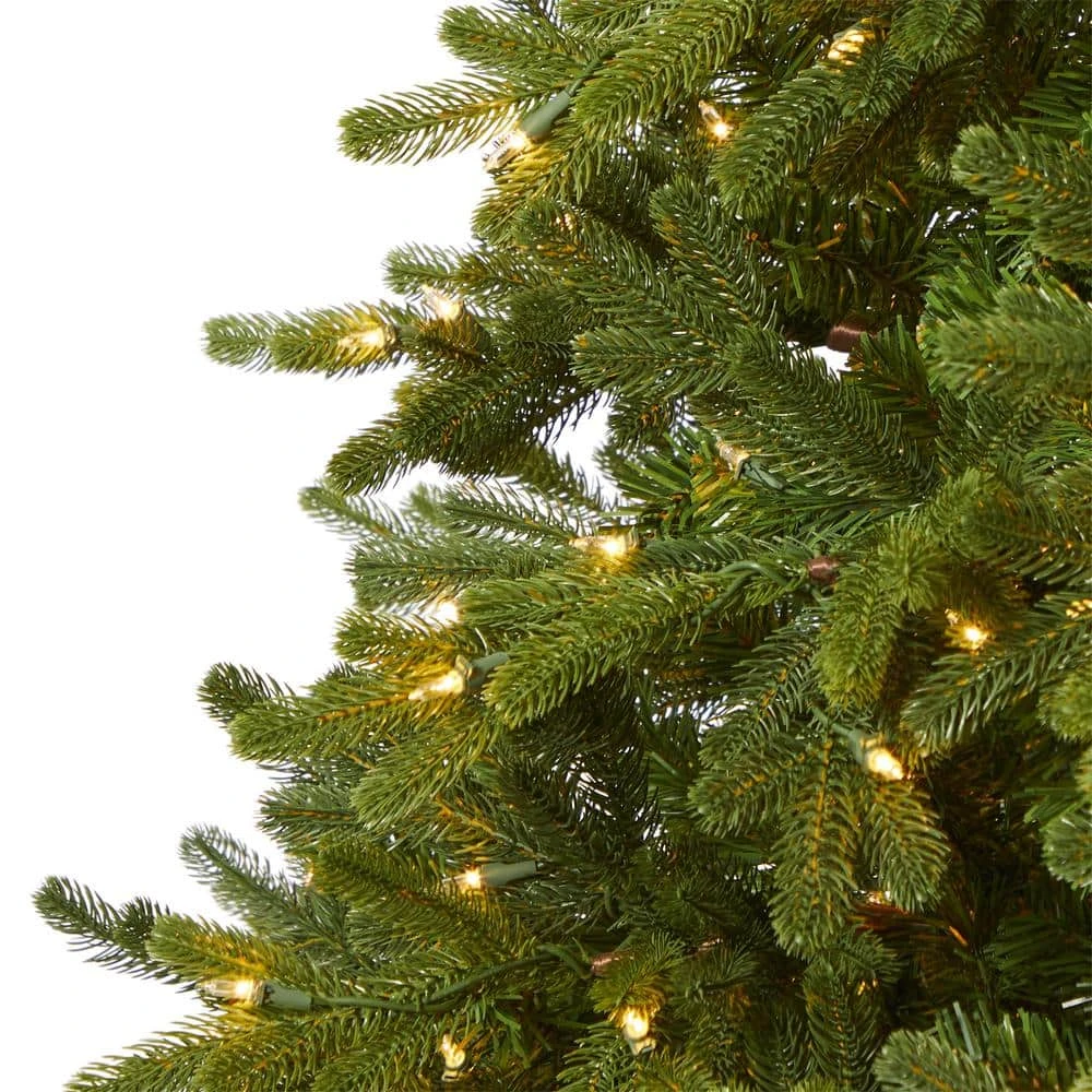 7.5 Ft. Pre-Lit Washington Fir Artificial Christmas Tree With 600 Clear Lights 8 7.5 Ft. Pre-Lit Washington Fir Artificial Christmas Tree With 600 Clear Lights - Image 6