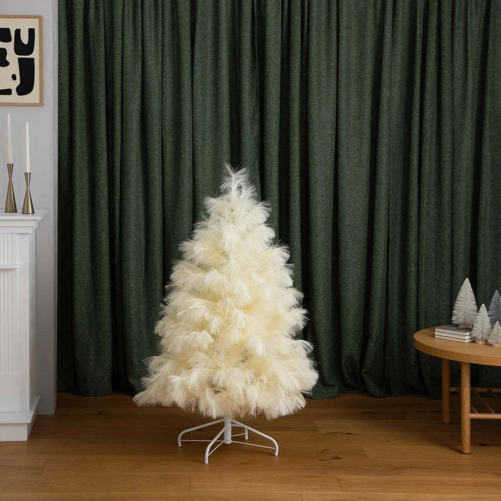 4 Ft. Unlit White Pampas Grass Artificial Christmas Tree 7 4 Ft. Unlit White Pampas Grass Artificial Christmas Tree - Image 5