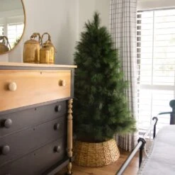 6 Ft. Unlit Green Pampas Grass Artificial Christmas Tree -Christmas Gift Shop nearly natural unlit christmas trees t5214 fa 1000